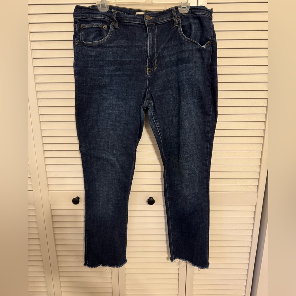 Oliver Logan Crosby Relaxed Taper Jeans
